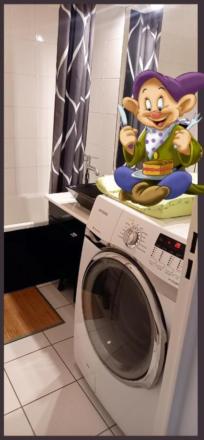 Appartement Avec Salle De Jeux Privee,10Min De Disney Transport En Commun 6 Couchages Chanteloup En Brie Exterior foto