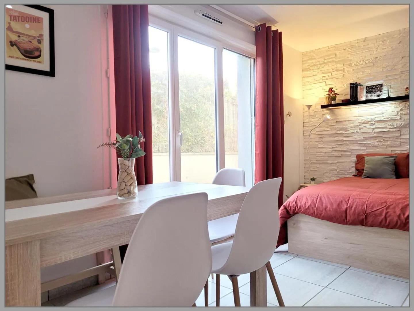 Appartement Avec Salle De Jeux Privee,10Min De Disney Transport En Commun 6 Couchages Chanteloup En Brie Exterior foto